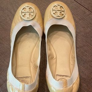 Tory Burch nude color ballet shoes!! Best deal